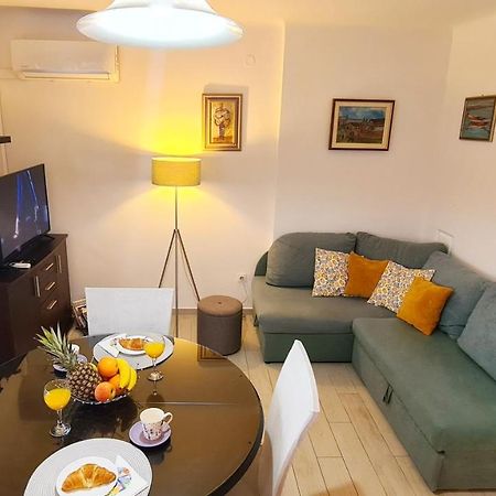 Apartment Sara Poljud Split Eksteriør billede