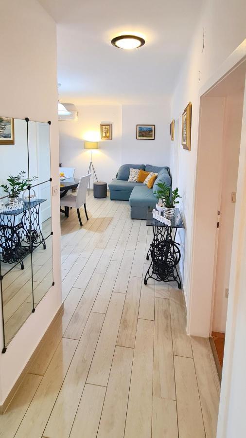 Apartment Sara Poljud Split Eksteriør billede