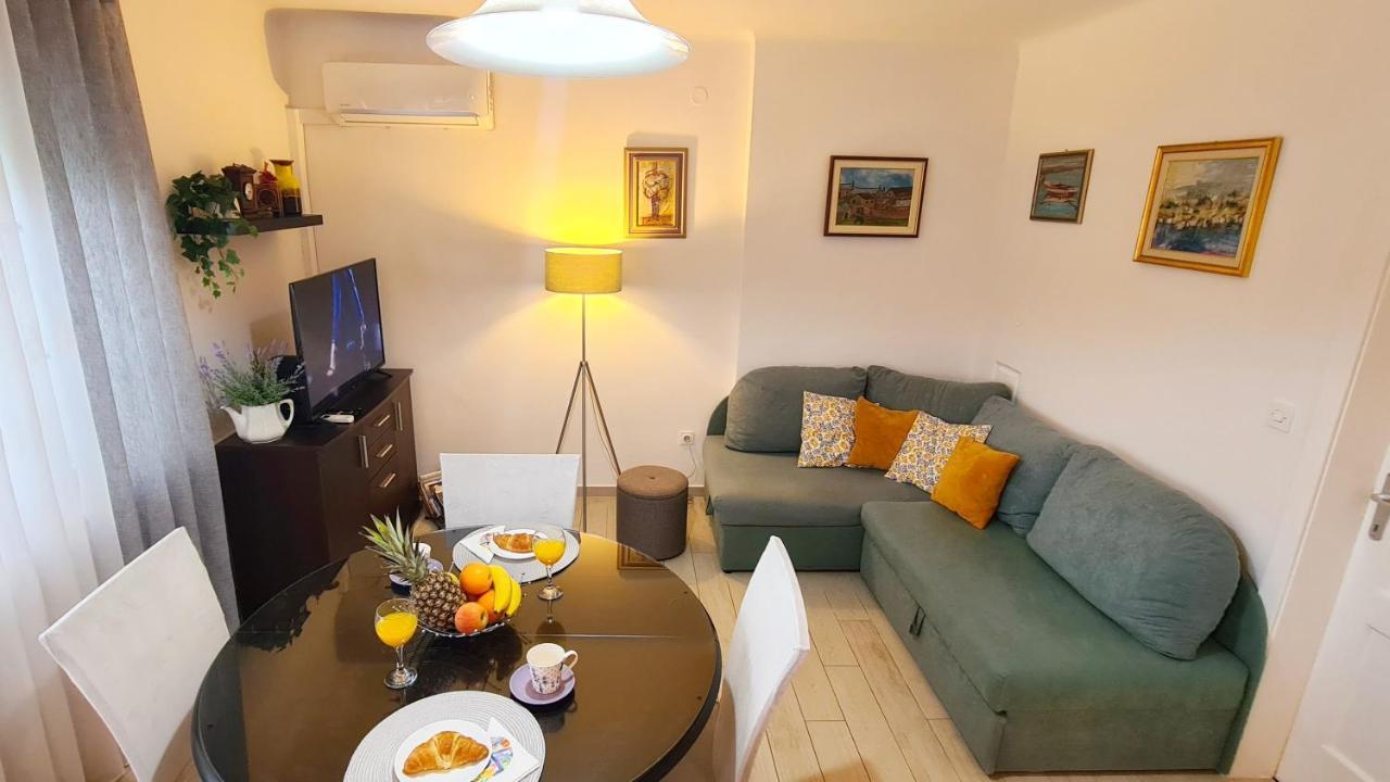 Apartment Sara Poljud Split Eksteriør billede