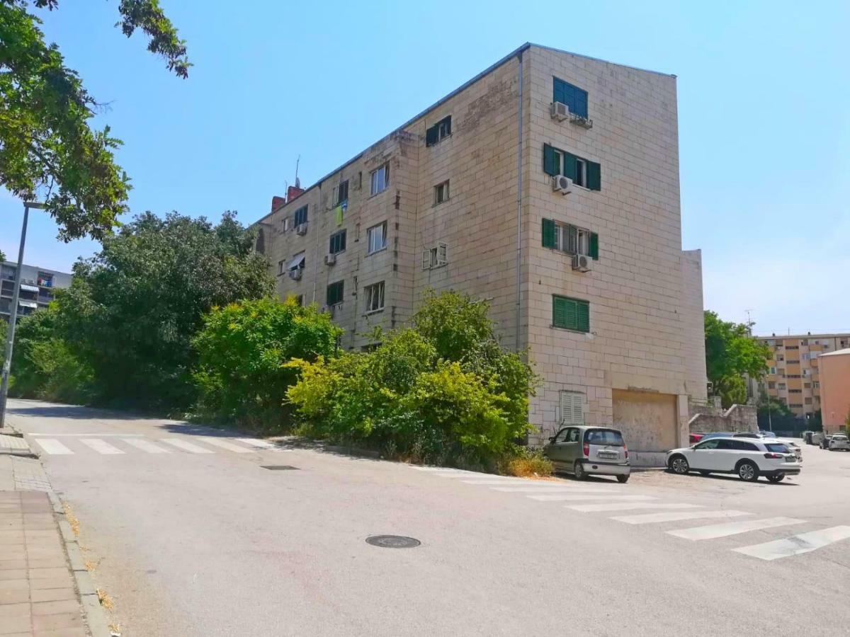 Apartment Sara Poljud Split Eksteriør billede